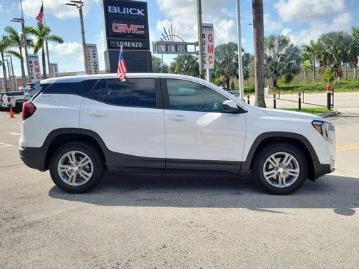 2023 GMC Terrain SLE