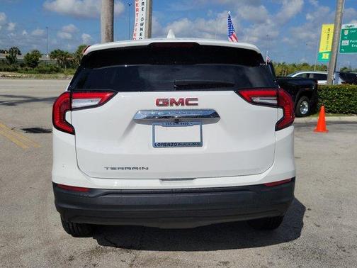 2023 GMC Terrain SLE