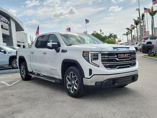 2024 GMC Sierra 1500 SLT