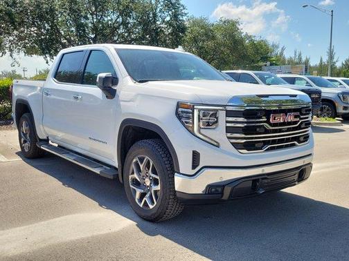 2025 GMC Sierra 1500 SLT