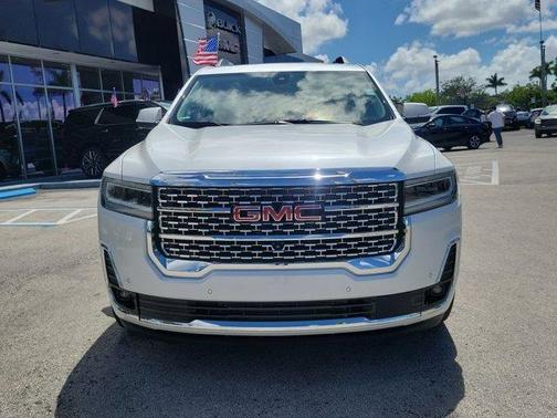 2022 GMC Acadia Denali