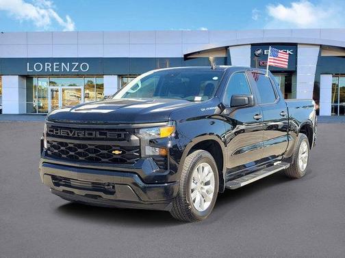 2023 Chevrolet Silverado 1500 Custom