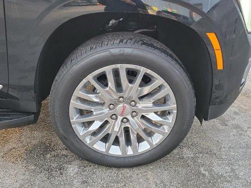 2025 GMC Yukon XL Elevation