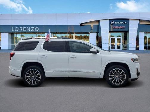 2022 GMC Acadia Denali