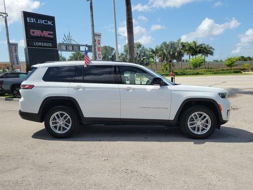 2023 Jeep Grand Cherokee L Laredo