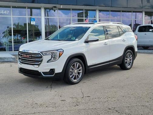 Summit White 2023 GMC Terrain SLT