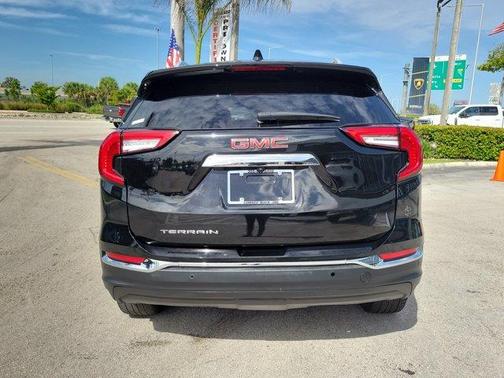 Ebony Twilight Metallic 2023 GMC Terrain SLT