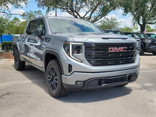2025 GMC Sierra 1500 Elevation
