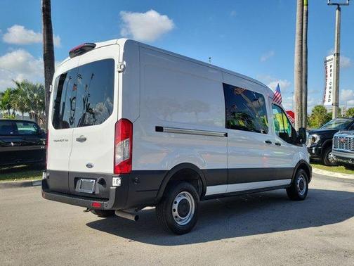 2024 Ford Transit-250 148 WB Medium Roof Cargo
