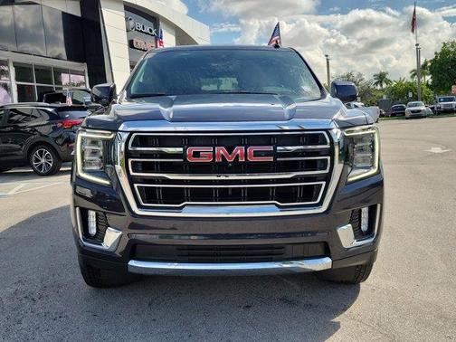 2023 GMC Yukon SLT
