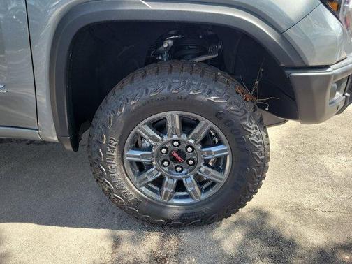 Sterling 2026 GMC Sierra 1500 AT4X