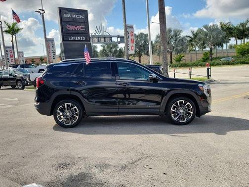 Ebony Twilight Metallic 2024 GMC Terrain SLT