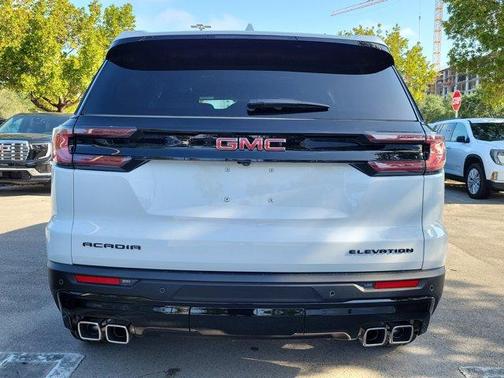 2025 GMC Acadia Elevation