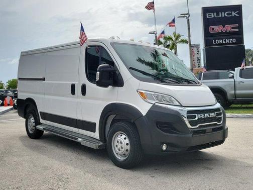 2023 RAM ProMaster 2500 Base