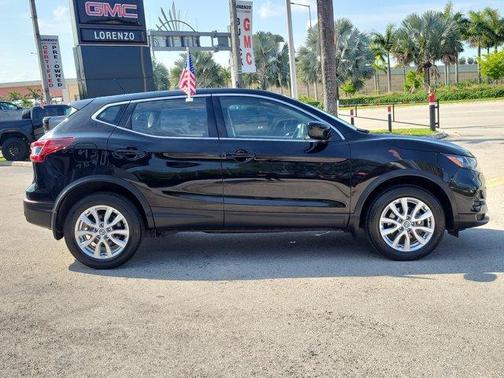 2021 Nissan Rogue Sport S