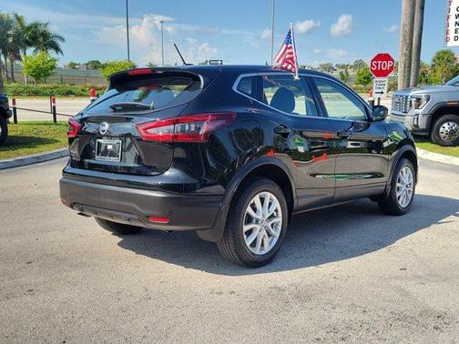2021 Nissan Rogue Sport S