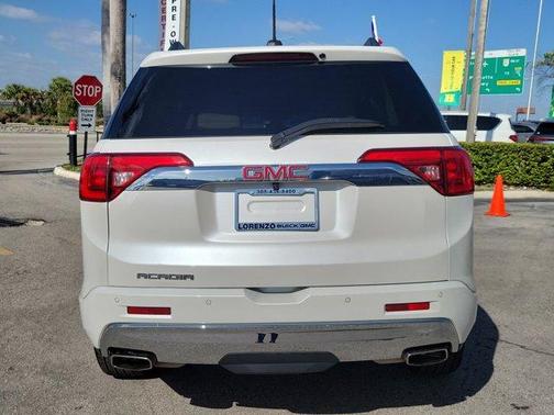 2018 GMC Acadia Denali