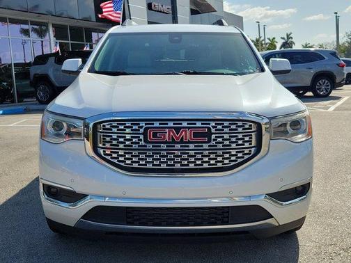 2018 GMC Acadia Denali