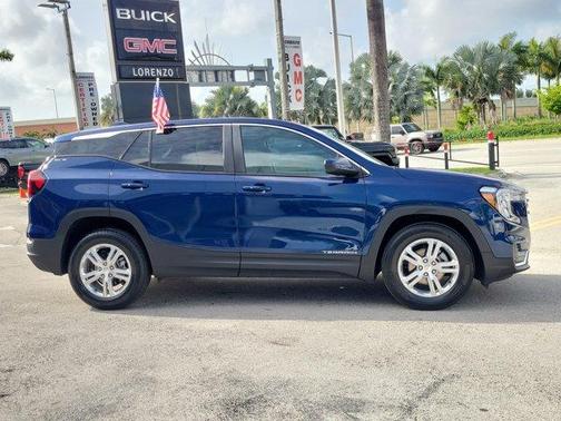2022 GMC Terrain SLE