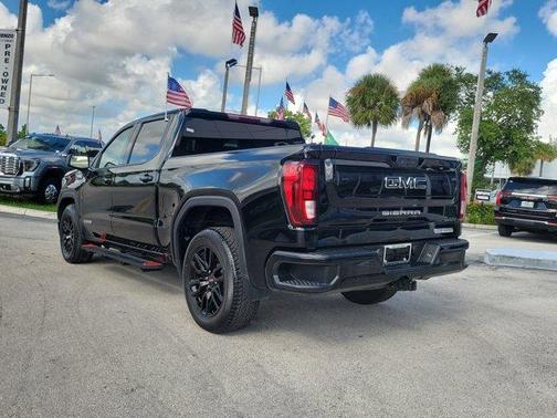 2022 GMC Sierra 1500 Elevation