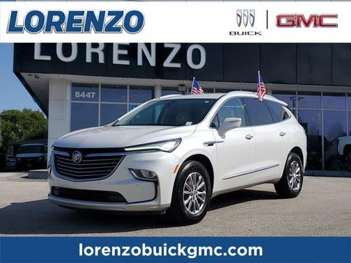 2023 Buick Enclave Essence
