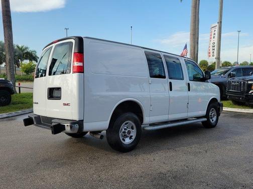 2023 GMC Savana 2500 Work Van