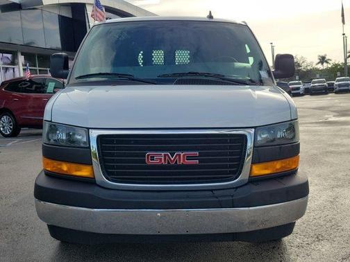 2023 GMC Savana 2500 Work Van