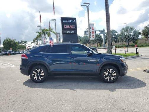 2022 Volkswagen Atlas Cross Sport 2.0T SE