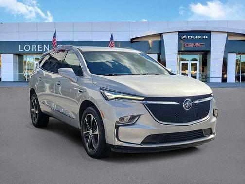 2022 Buick Enclave Essence