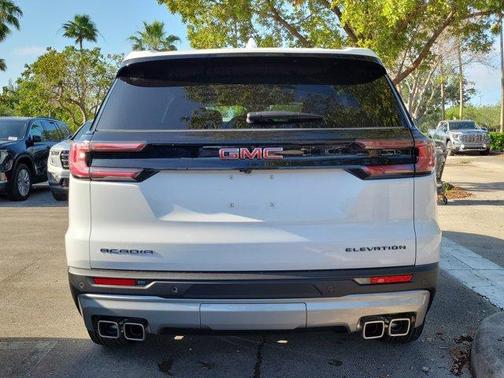 2025 GMC Acadia Elevation