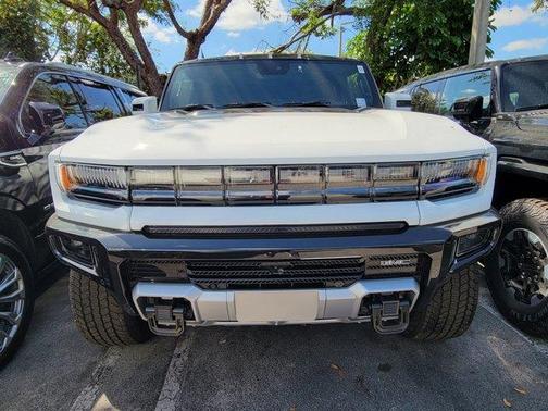 2025 GMC HUMMER EV SUV 2X