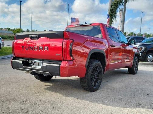 2022 Toyota Tundra SR5