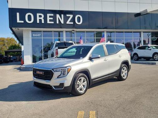 Quicksilver Metallic 2022 GMC Terrain SLE