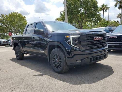 2025 GMC Sierra 1500 Elevation