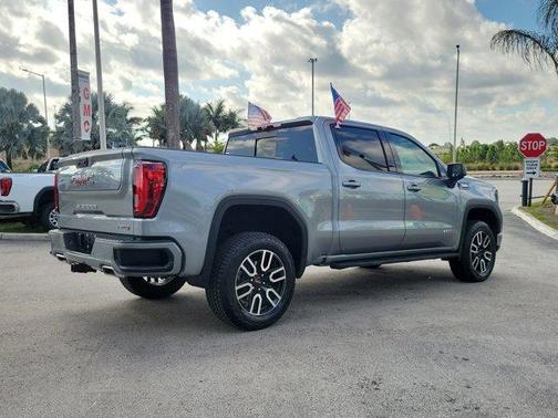 2025 GMC Sierra 1500 AT4