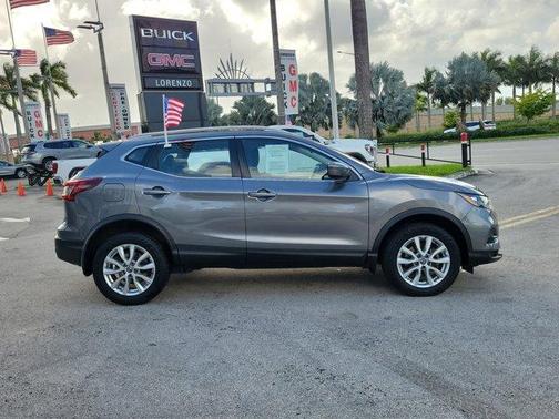 2020 Nissan Rogue Sport SV