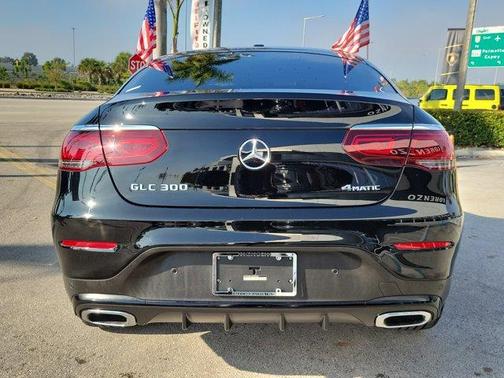2022 Mercedes-Benz GLC 300 4MATIC Coupe