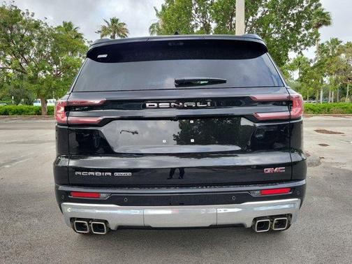 2025 GMC Acadia Denali