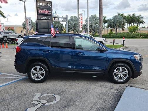 2020 GMC Terrain SLE