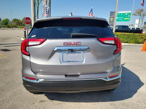 Sterling 2023 GMC Terrain SLT