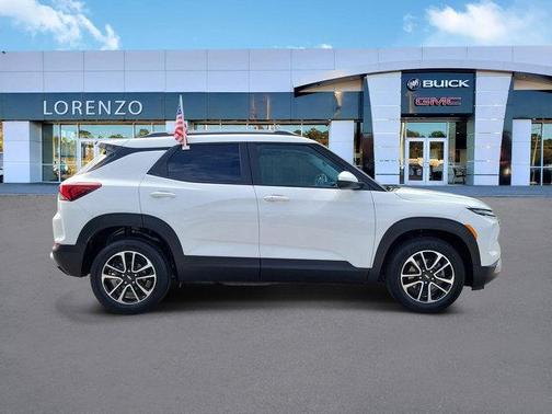 Summit White 2024 Chevrolet Trailblazer LT