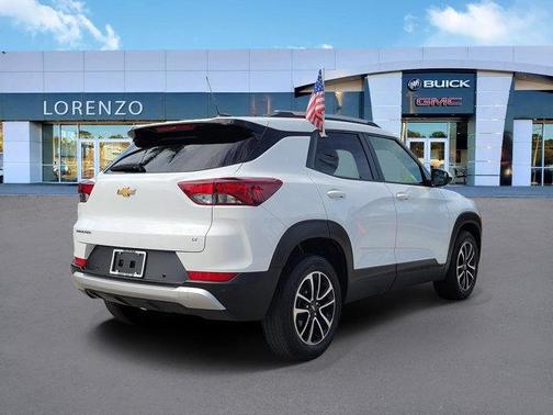 Summit White 2024 Chevrolet Trailblazer LT