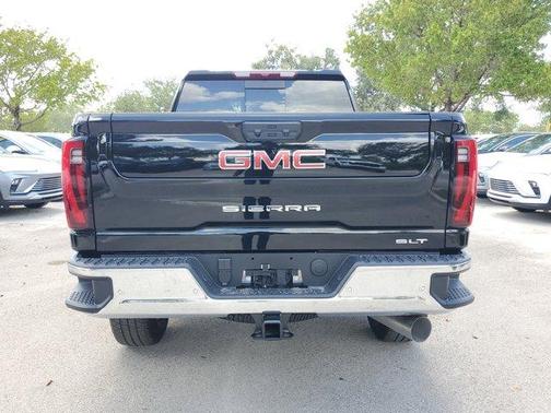 2025 GMC Sierra 2500 SLT