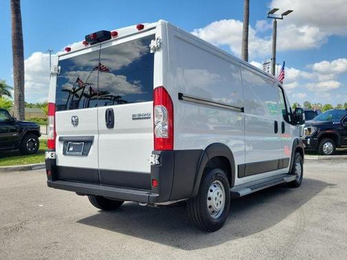 2023 RAM ProMaster 2500 Base