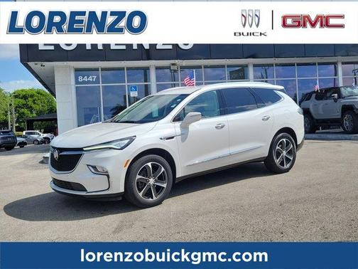 2022 Buick Enclave Essence