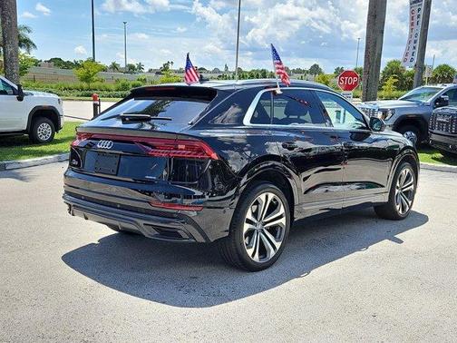 2020 Audi Q8 55 Premium Plus