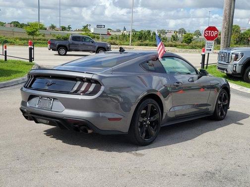 2022 Ford Mustang EcoBoost Premium