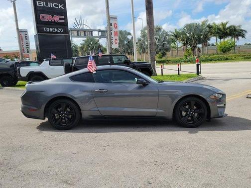 2022 Ford Mustang EcoBoost Premium