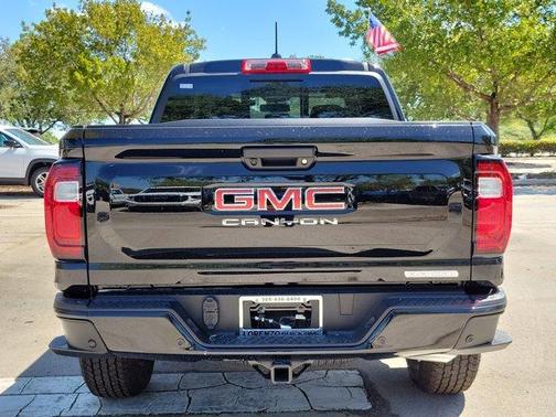 2025 GMC Canyon 2WD Elevation