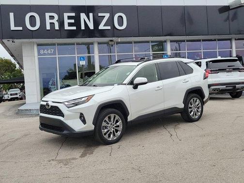 2023 Toyota RAV4 XLE Premium